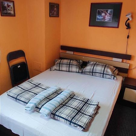 Стаи За Гости Ореха Троян Private Rooms Oreha Exterior foto